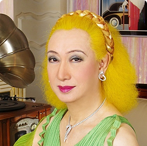 美輪明宏